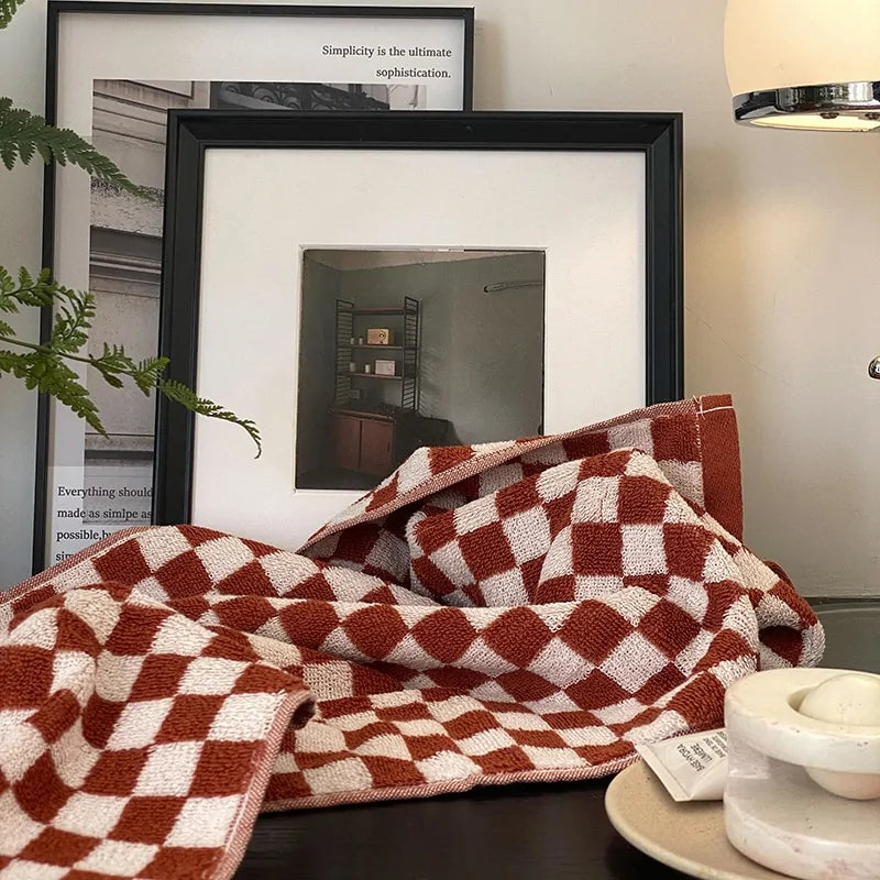 Retro Checkerboard Plaid Long-Staple Cotton Towel